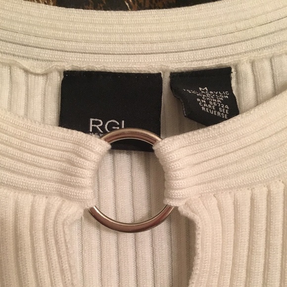 RGL New York White Sleeveless Top - Picture 2 of 2